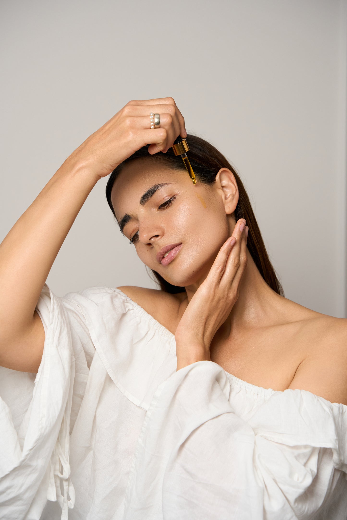 Ser cu Acid Hyaluronic şi Niacinamide